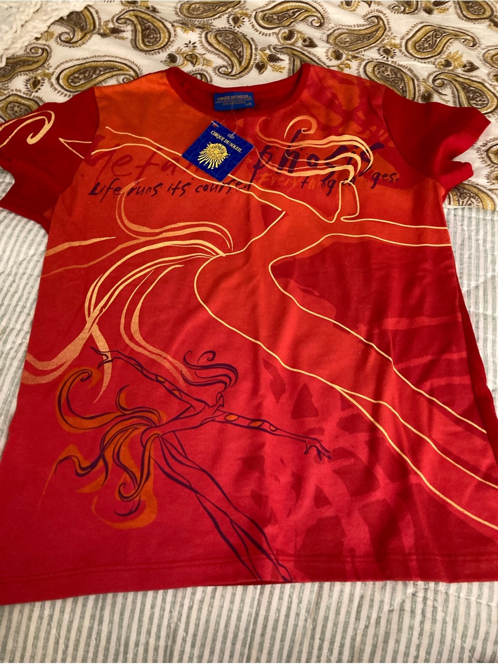 NWT “Life runs its course... Everything changes” Cirque du Soleil Sz L